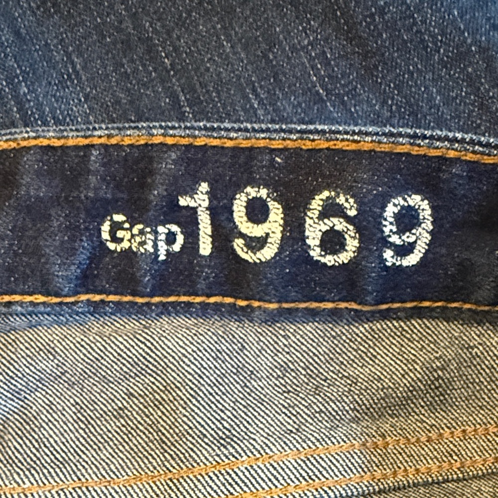 GAP Real Straight Jeans - Picture 3 of 5